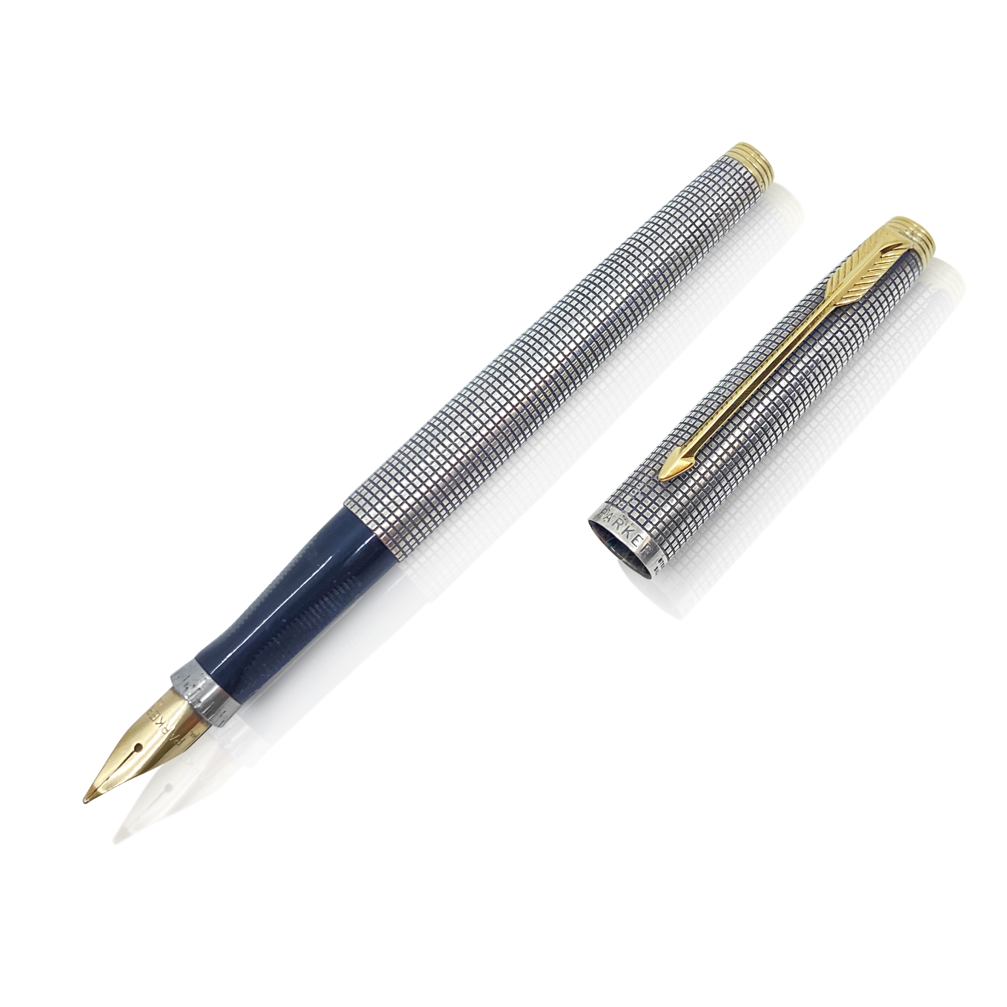 PARKER Sterling Silver Crosshatch Grid Pattern Fountain Pen PARKER Sterling Silver Crosshatch Grid Pattern Fountain Pen